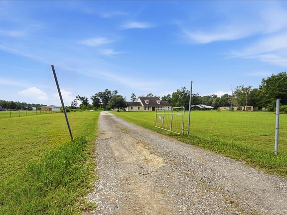 3rd image of 874 County Road 2222