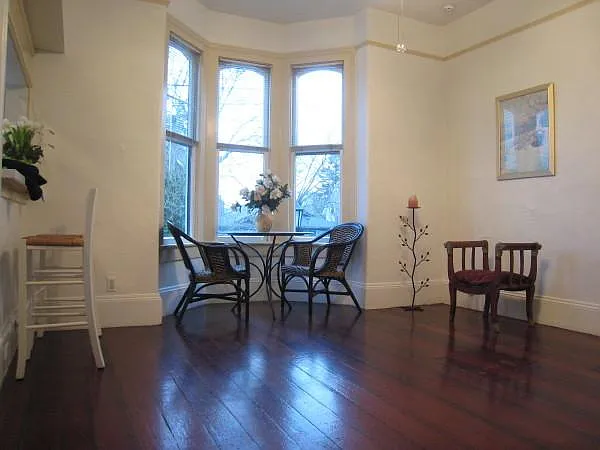 Studio, 400 sqft, $1,965 — Photo 2