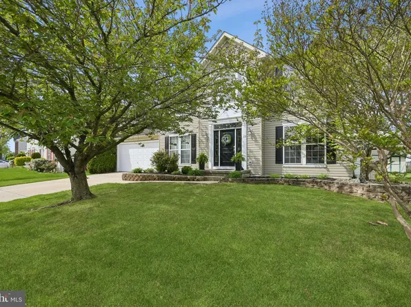 23 Equestrian Dr, Burlington, NJ 08016