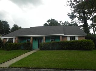 421 Oakford Dr, Baton Rouge, LA 70815