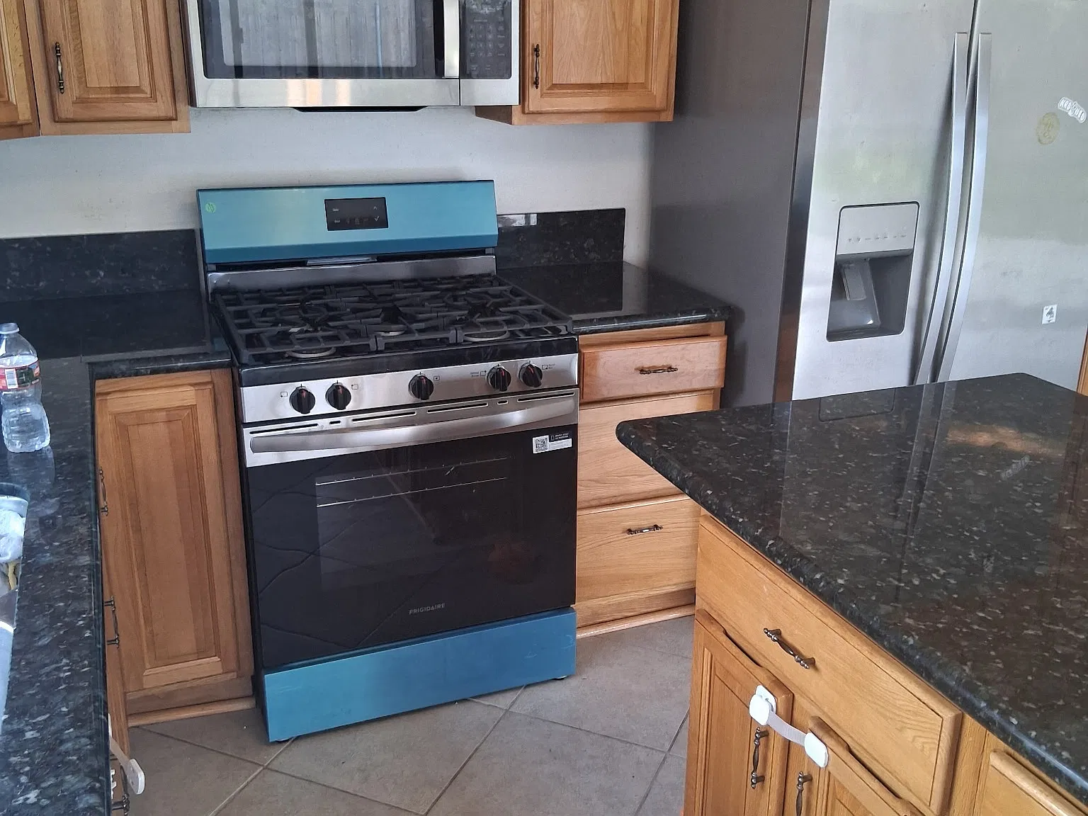 3 bed, 1134 sqft, $3,950 — Photo 2