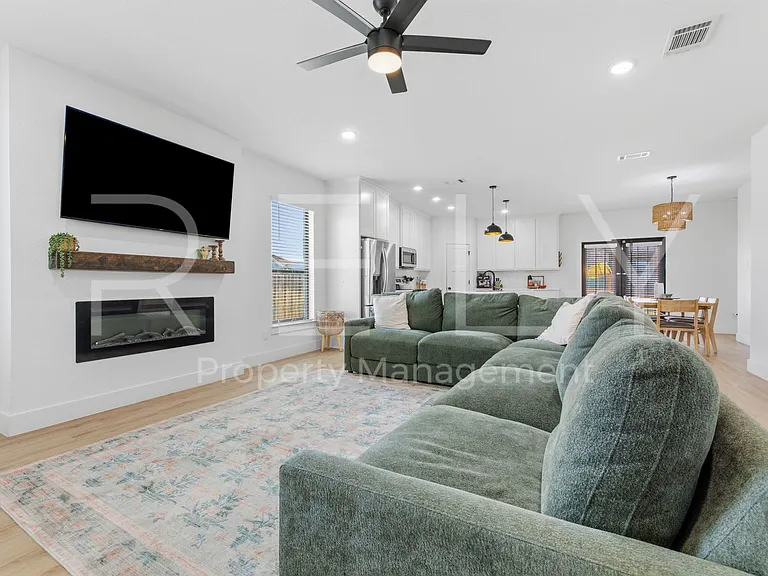 129 Seattle Slew Dr — Photo 13