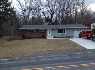 1635 Old Trail Rd, Etters, PA 17319