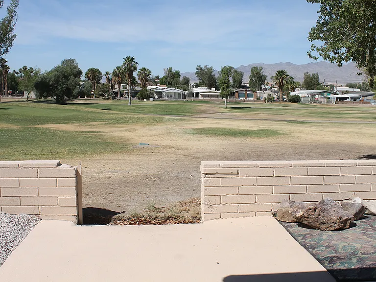 2575 Country Club Dr — Photo 12