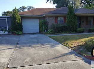2210 E 39th St, Savannah, GA 31404