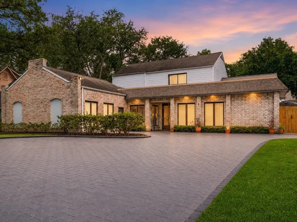 3007 Bainbridge Ct, Sugar Land, TX 77478