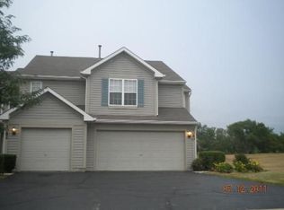 1080 Horizon Rdg, Lake In The Hills, IL 60156