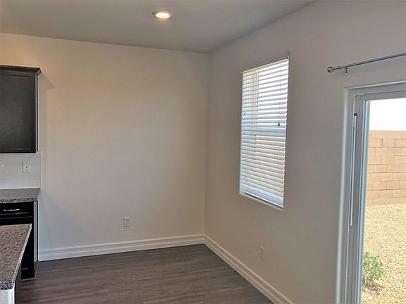 5th image of 948 Nerone Ave