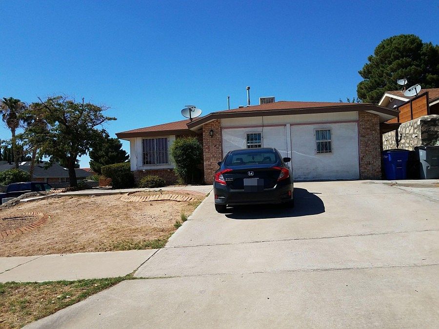 1st image of 925 Agua Caliente Dr