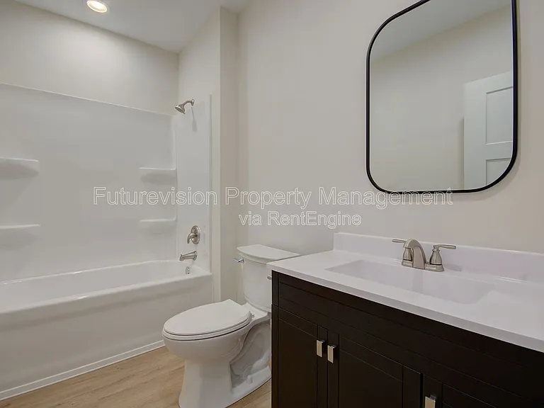 1302 S State St #1 — Photo 16