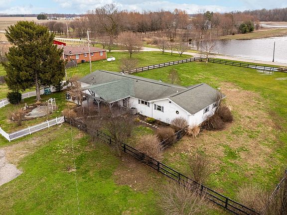 2nd image of 11879 Lockbourne Eastern Rd