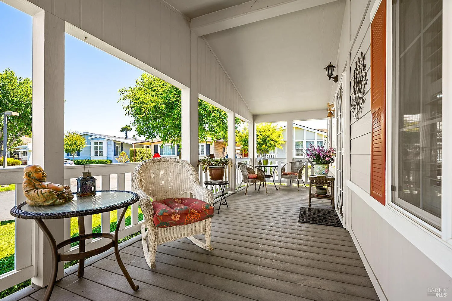 131 Oakwood Drive - Photo 4