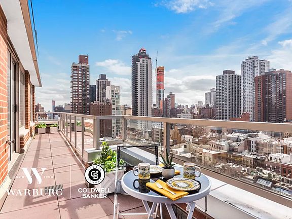 3rd image of 201 E 62nd St #15A
