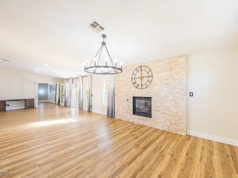 8217 Cabin Springs Ave — Photo 13
