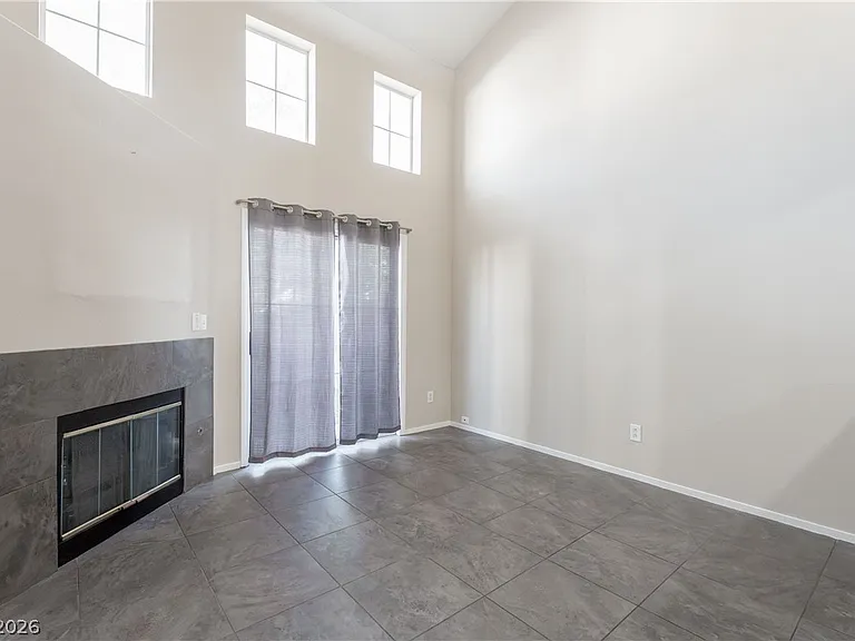 9668 Belle Regal St — Photo 15