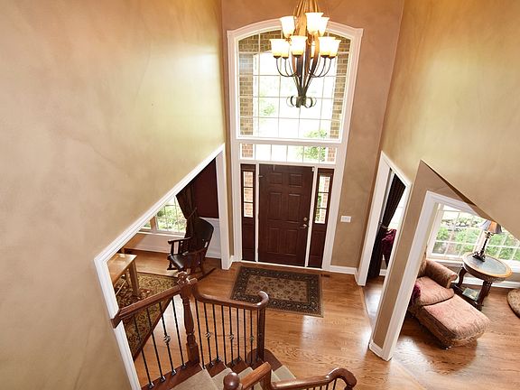 2nd image of 3002 Majestic Oaks Dr