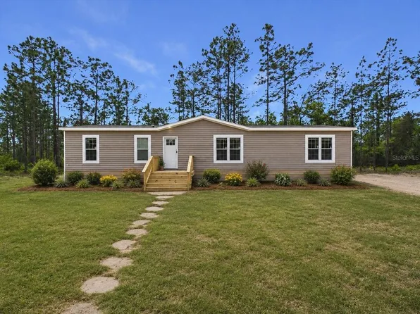 137 Beulah Dr, Hawthorne, FL 32640