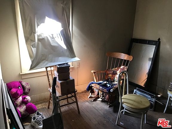 2nd image of 3917 Denker Ave