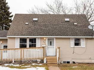 921 3rd Ave E, Shakopee, MN 55379