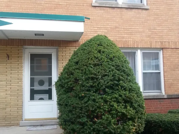 229 S Maple Ave APT B, Oak Park, IL 60302