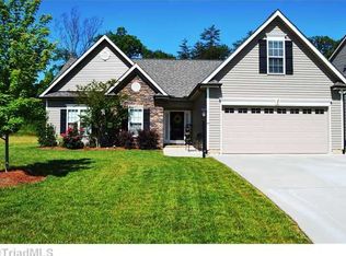 4034 Saint Johns St, High Point, NC 27265