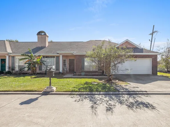 2733 Henderson Bayou Pl, Lake Charles, LA 70605
