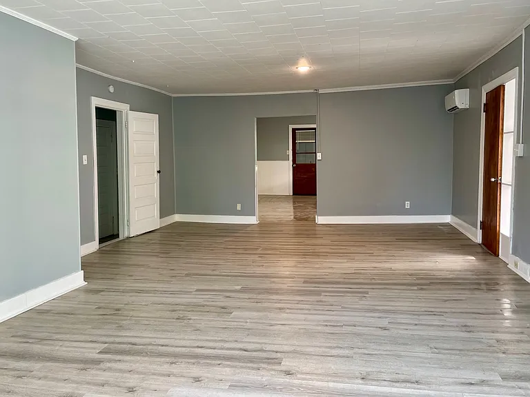 520 Main St #2 — Photo 7