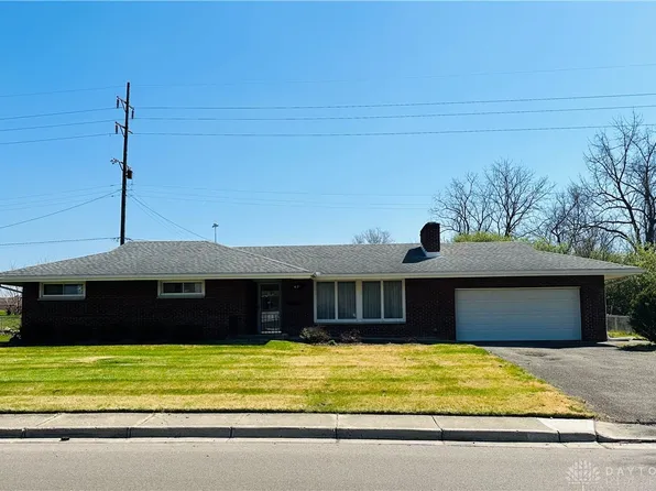 621 Kenbrook Dr, Vandalia, OH 45377