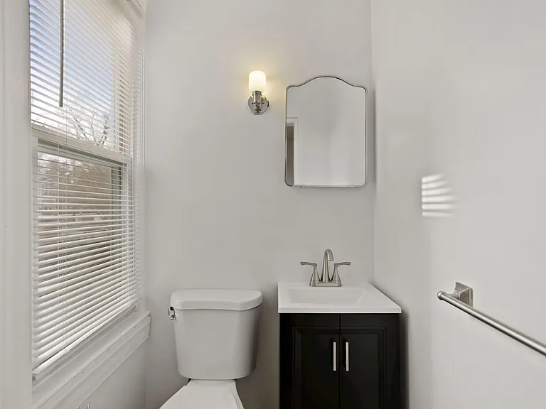 4312 10th St NE — Photo 29