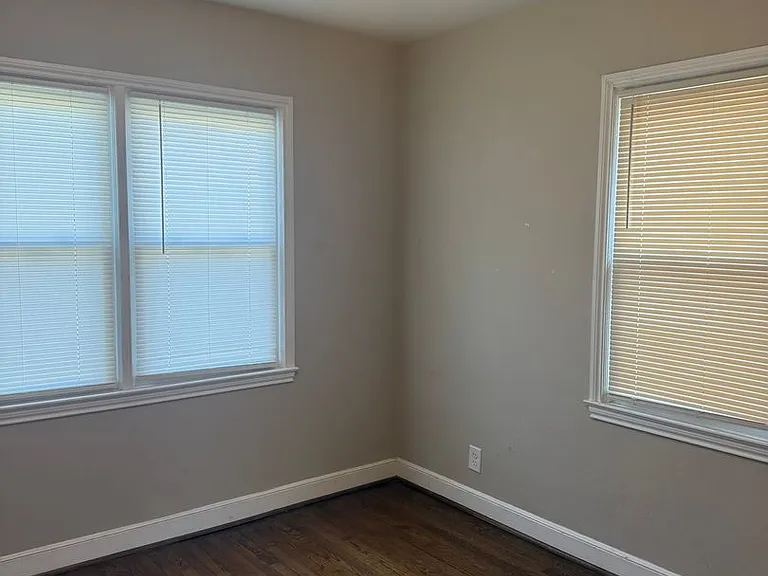 1011 W Wendover Ave — Photo 8