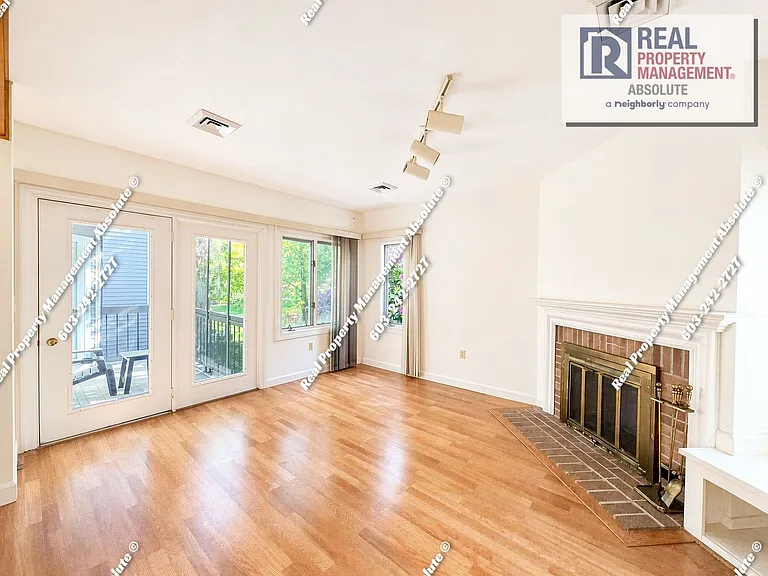 110 Coliseum Ave #108 — Photo 11