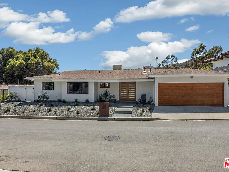 1287 Casiano Rd — Photo 1