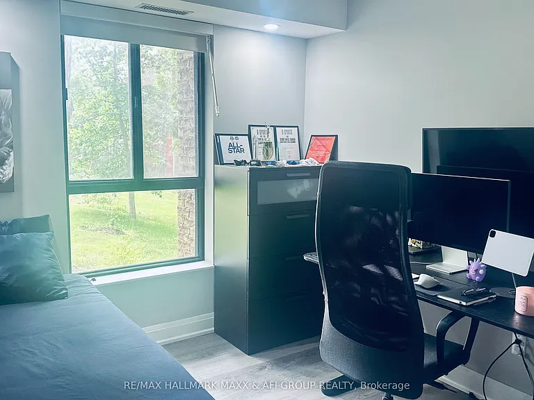 15390 Yonge St #201 — Photo 29