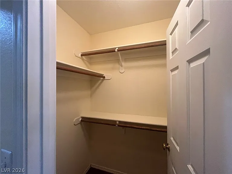 7925 Fall Harvest Dr — Photo 10