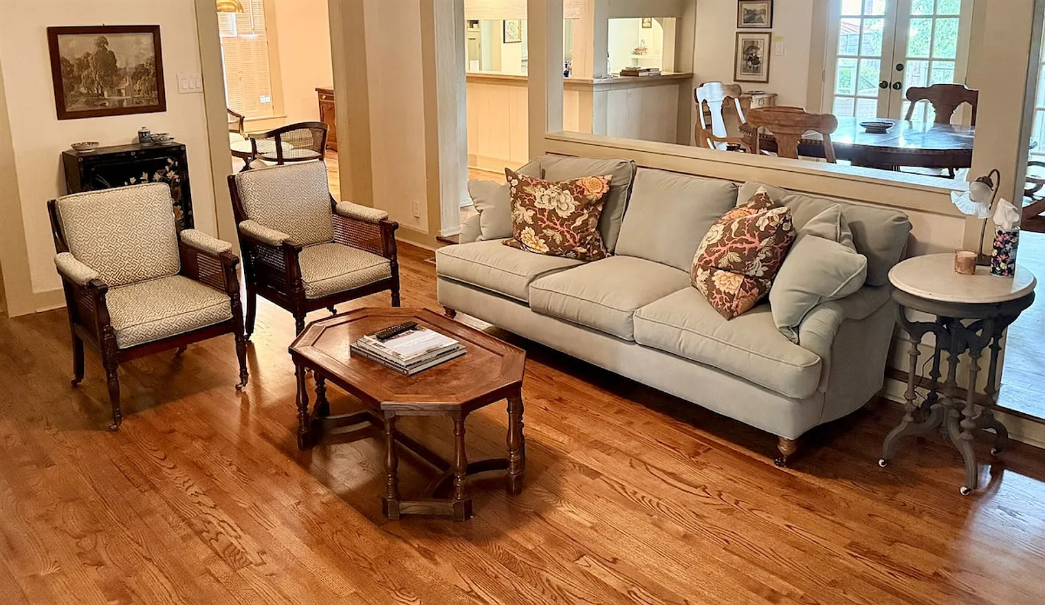 3 bed, 2.0 bath, $4,897 — Photo 2