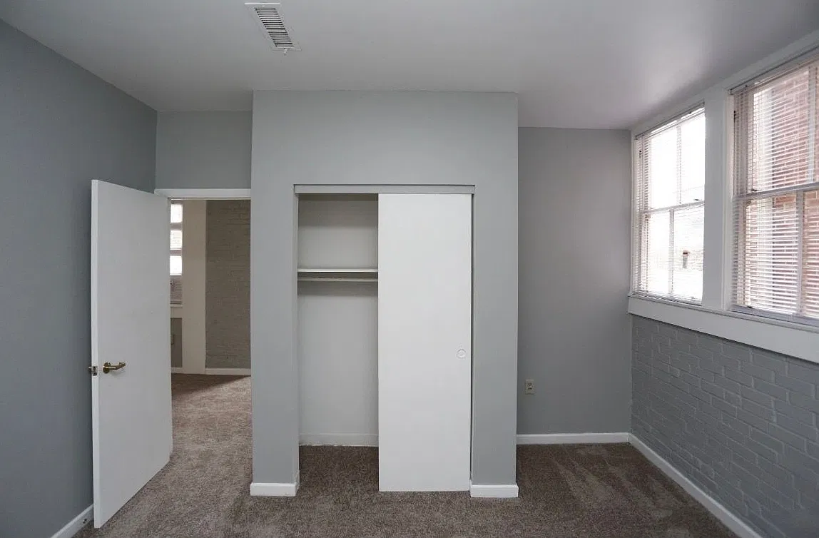 Briggs Flats — Photo 3
