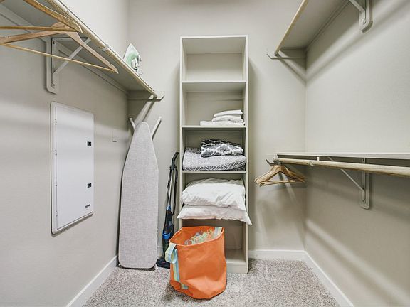 5th image of 422 Josephine St #104