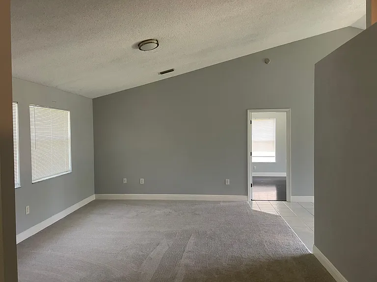 4782 Hamlets Grove Dr — Photo 9