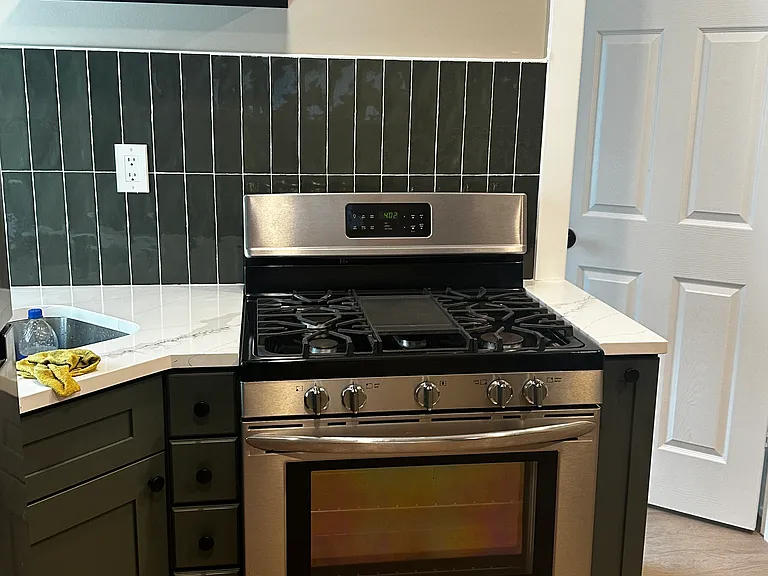 1823 W Cullerton St #2 — Photo 2