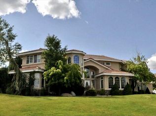 14535 S Quiet Meadow Dr, Reno, NV 89511