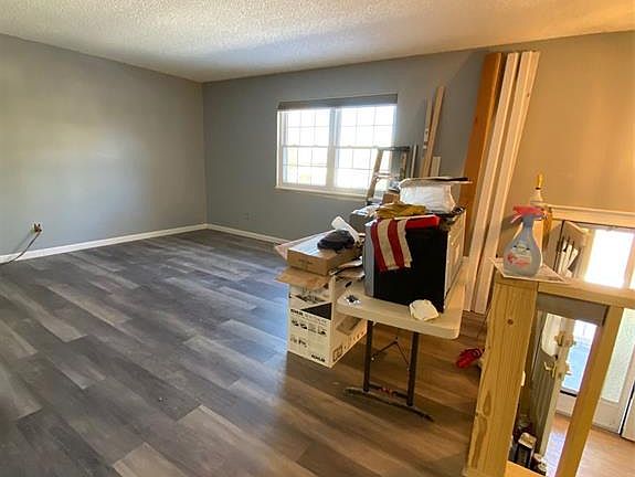 4th image of 6615 Athletic Ave