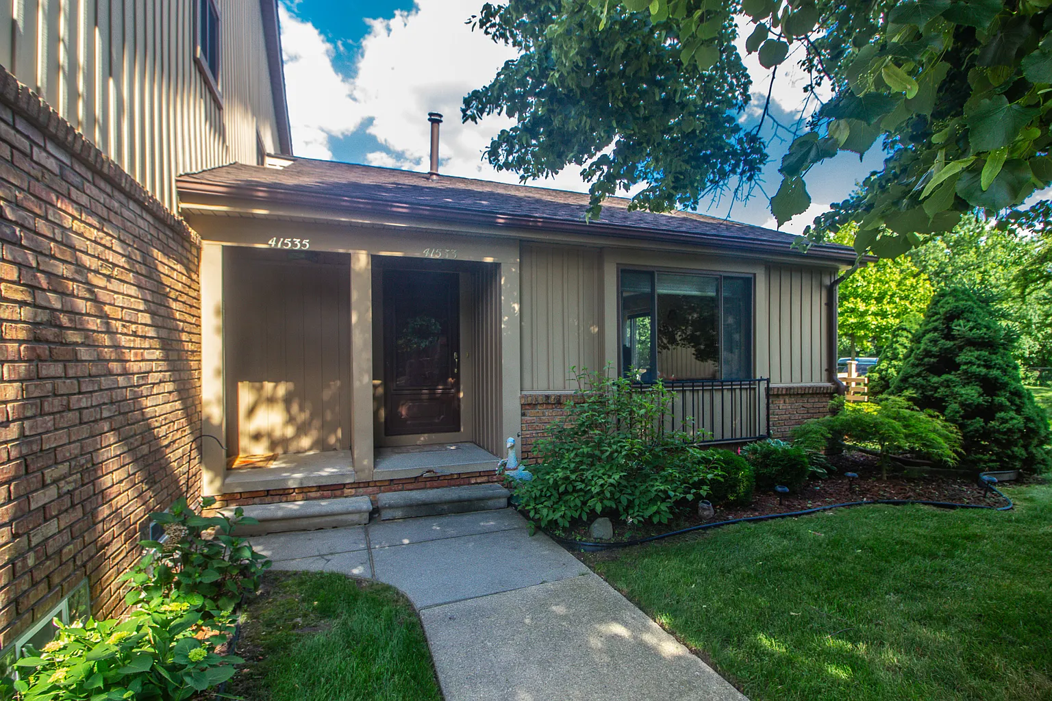 41533 Bedford Dr photo 1