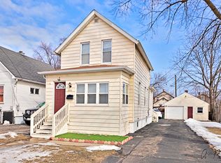 439 Wainlow Ave, Waukegan, IL 60085