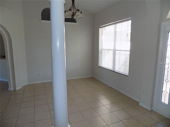 3rd image of 36427 Grand Island Oaks Cir