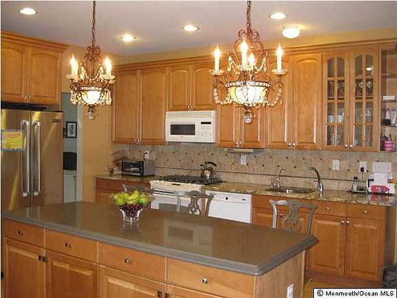 2nd image of 35 Shonny Drive
