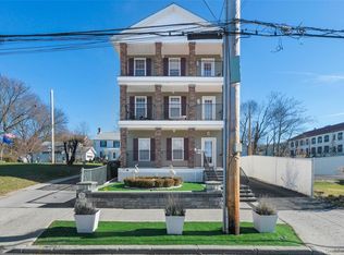 75 Albany St FLOOR 3, Poughkeepsie, NY 12601