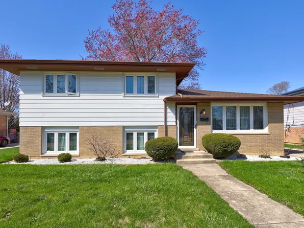 6534 107th St, Chicago Ridge, IL 60415