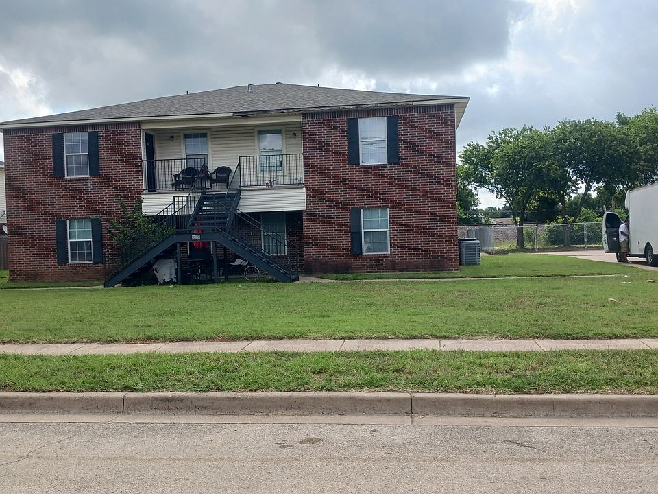 1st image of 309 S Texas St
