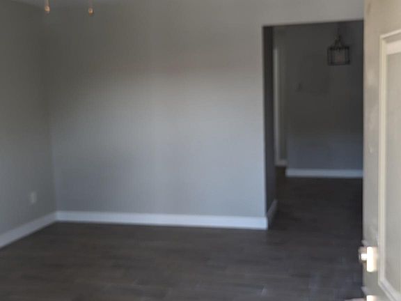 5th image of 2326 E Pinchot Ave APT 8