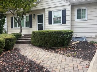 4938 Briar St, Roeland Park, KS 66205